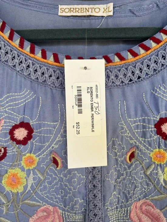 Lavender Embroidered Floral Long-Sleeve Tunic Top - Picture 3 of 10